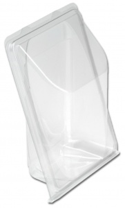 Ceci est un contenant rectangulaire transparent en APET avec un couvercle à charnière intégré, conçu pour offrir visibilité et praticité. La surface lisse et brillante garantit une excellente transparence, idéale pour présenter des produits alimentaires. Le contenant présente des côtés droits, légèrement inclinés, qui se terminent par une base plate assurant la stabilité. Le couvercle attaché est solidement fixé par une charnière et dispose d'une fermeture à pression pour assurer une étanchéité parfaite, préservant la fraîcheur du contenu et évitant les déversements. Son design épuré et minimaliste le rend idéal pour l'emballage alimentaire à emporter ou les présentoirs de vente au détail, alliant fonctionnalité et esthétique moderne.